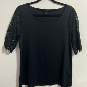 Ann Taylor Black scalloped lace sleeves scoop neckline size large
